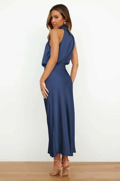 elegantejurkmarineblauwachterkant